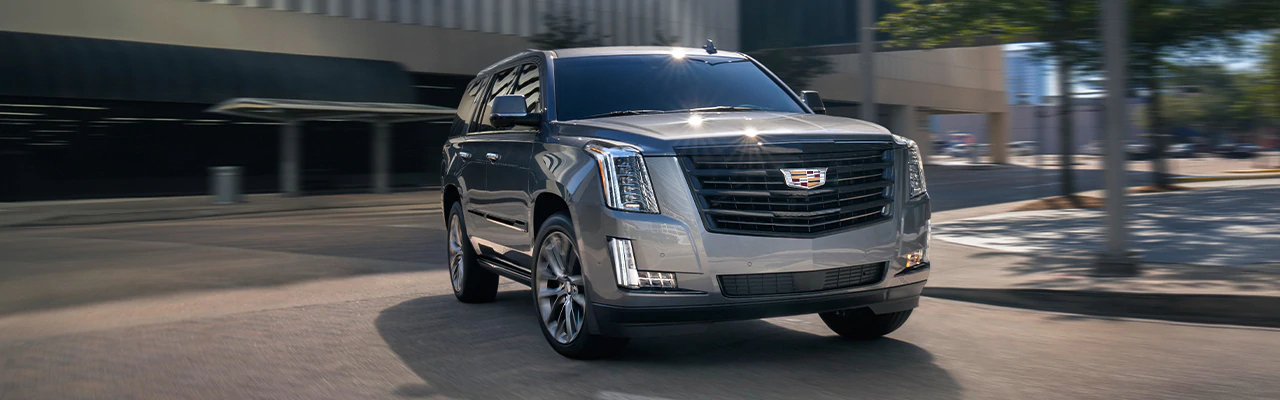 Кадиллак Эскалейд 2017. Cadillac Escalade 2017 голубой. Cadillac Escalade 2020 дрифт. Cadillac Escalade 2017 серебристо голубой.